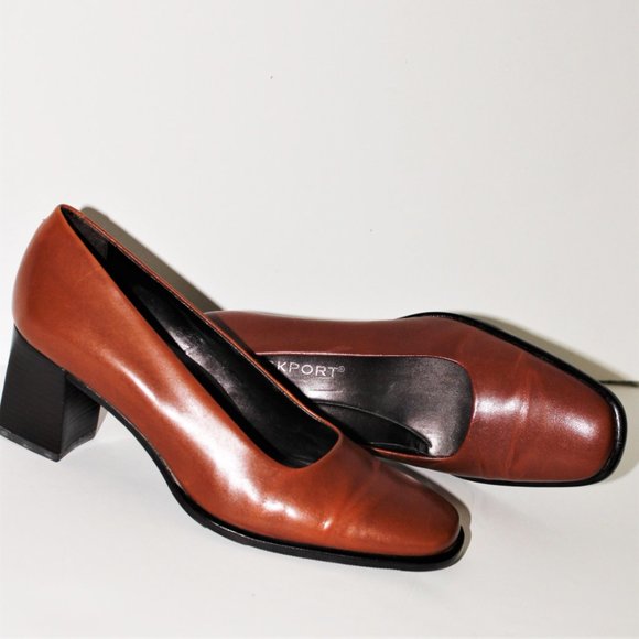 Rockport Cognac Brown Block Heels - Picture 3 of 6
